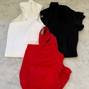 3 Bodysuits Hollister & H&M Size XXS/XS